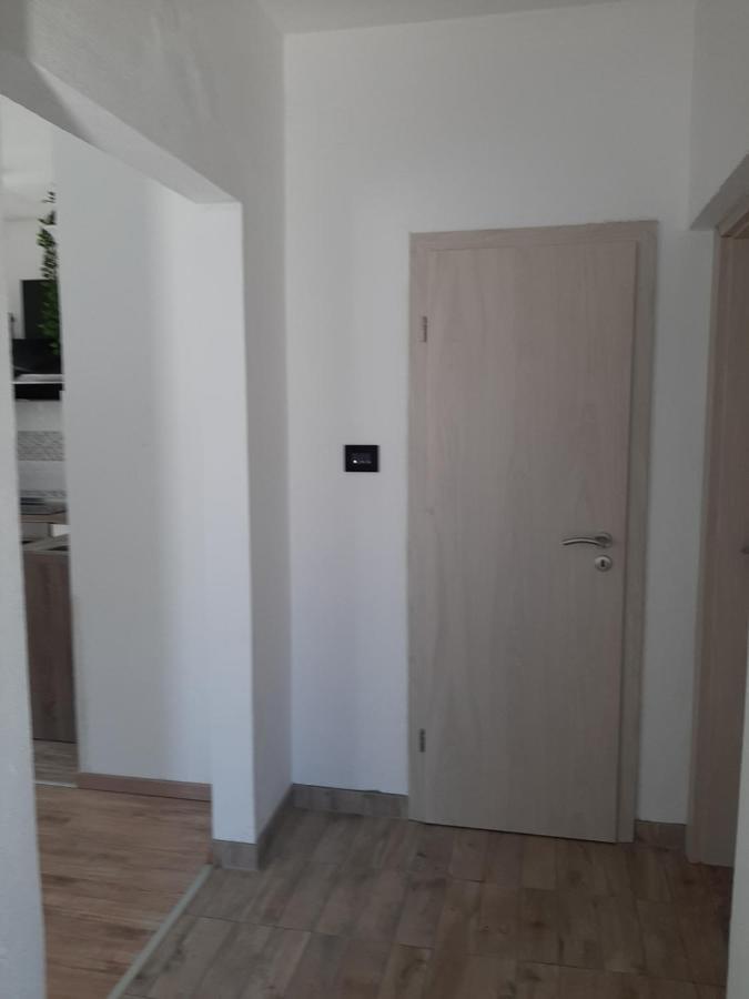 Ferienhaus Karlo Pridraga エクステリア 写真